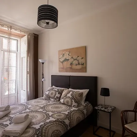 Cozy Alfama Apartment Lisbon